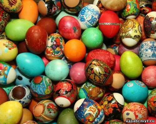 11 способов раскрасить пасхальные яйца без "химии"